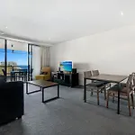 1Br Couples Retreat In Circle On Cavill