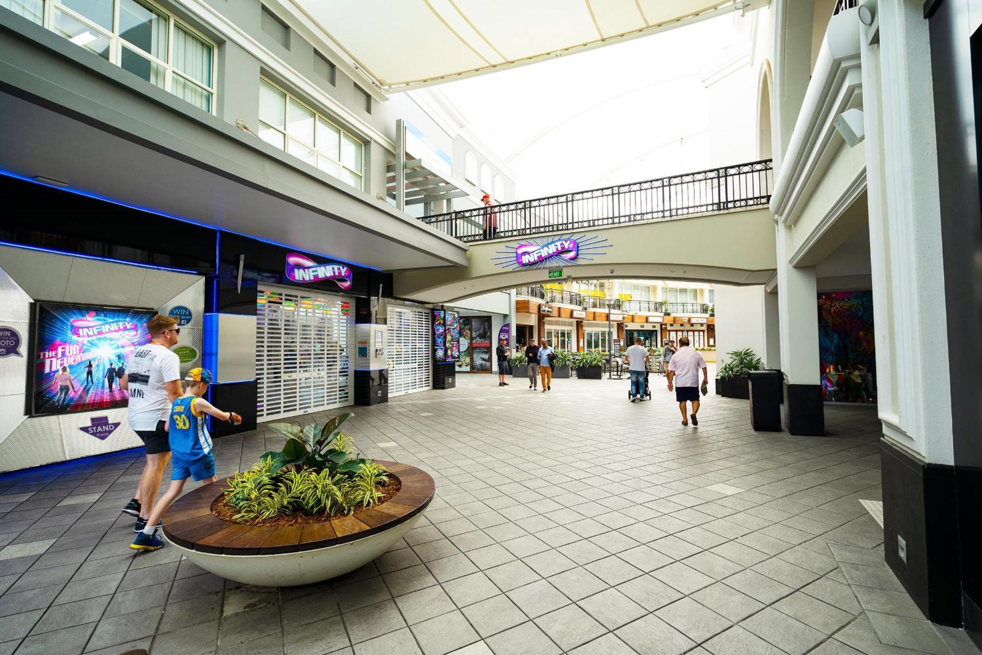 1br Couples Retreat In Circle On Cavill Gold Coast